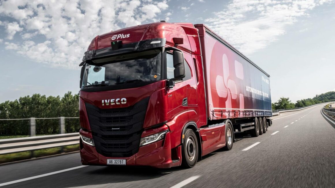 Iveco começa a testar caminhão semiautônomo na Alemanha