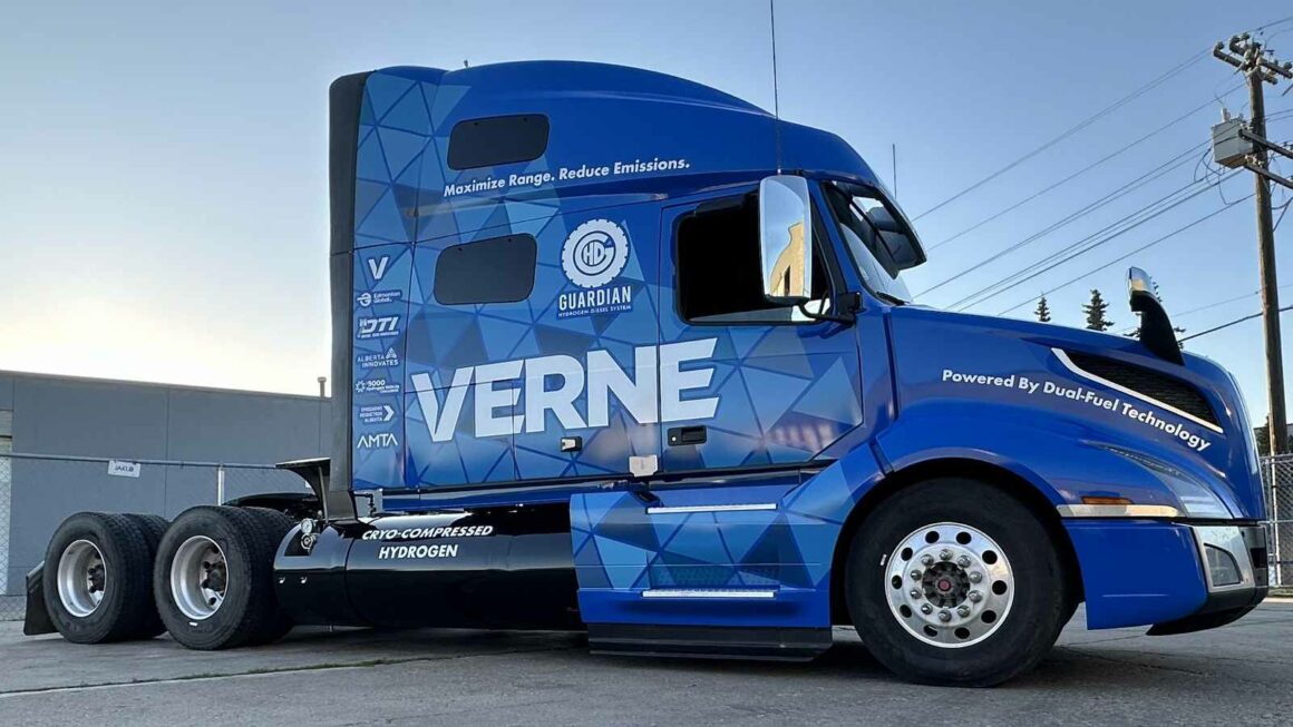 Empresa demonstra nos EUA caminhão com sistema de hidrogênio criocomprimido