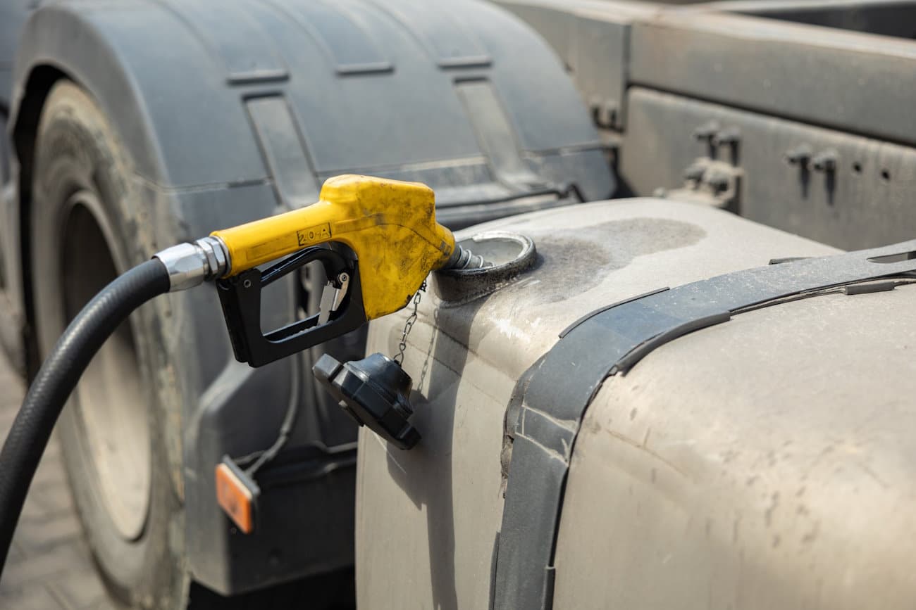 Preços do diesel comum e S-10 ficam estáveis em dezembro