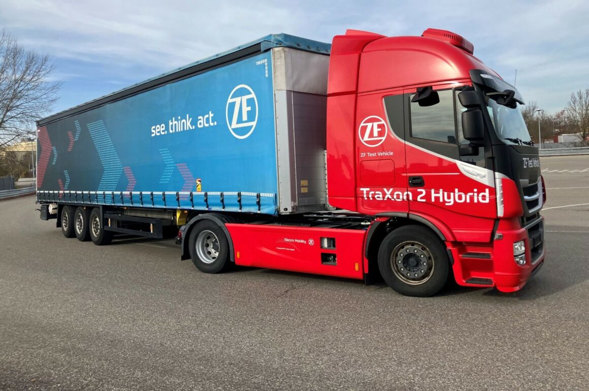ZF Traxon 2 Híbrida é solução viável antes da eletrificação total