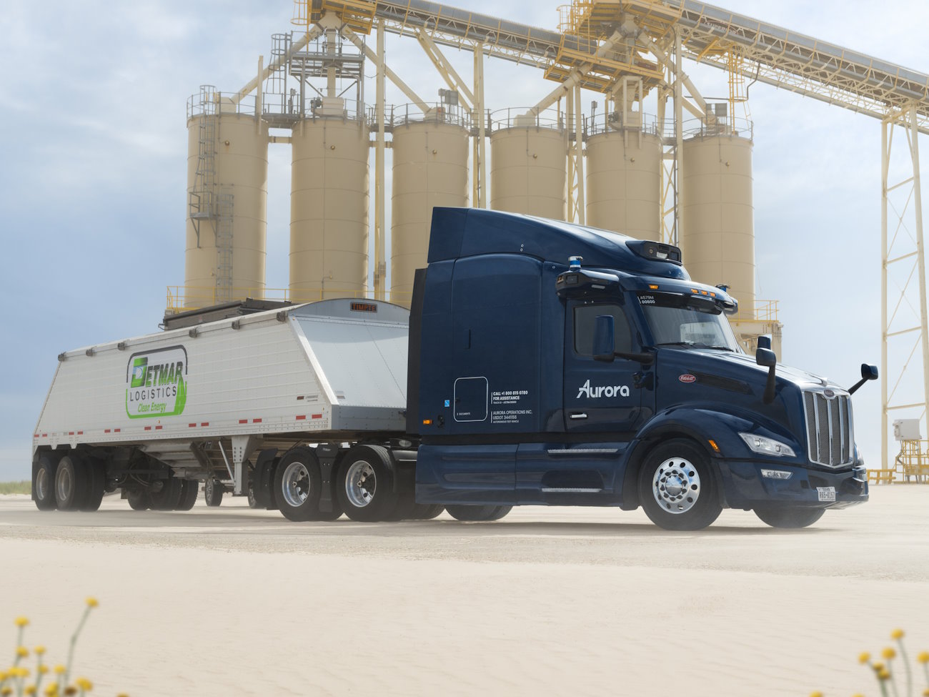 Operação com caminhões autônomos terá 30 veículos sem motorista no Texas