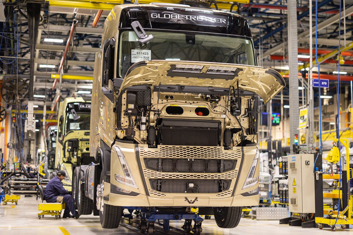 Volvo celebra a produção de 500 mil veículos no Brasil