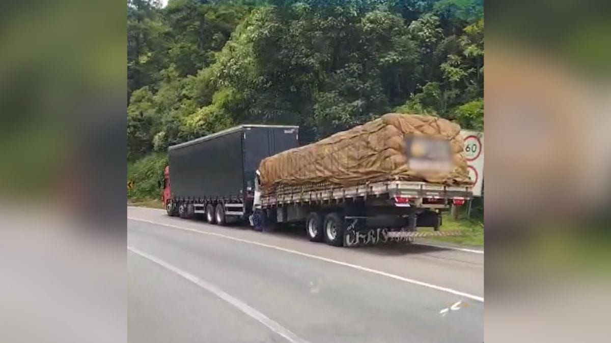 Após colisão, caminhões rodam colados na BR-376. Motorista teve ferimentos leves