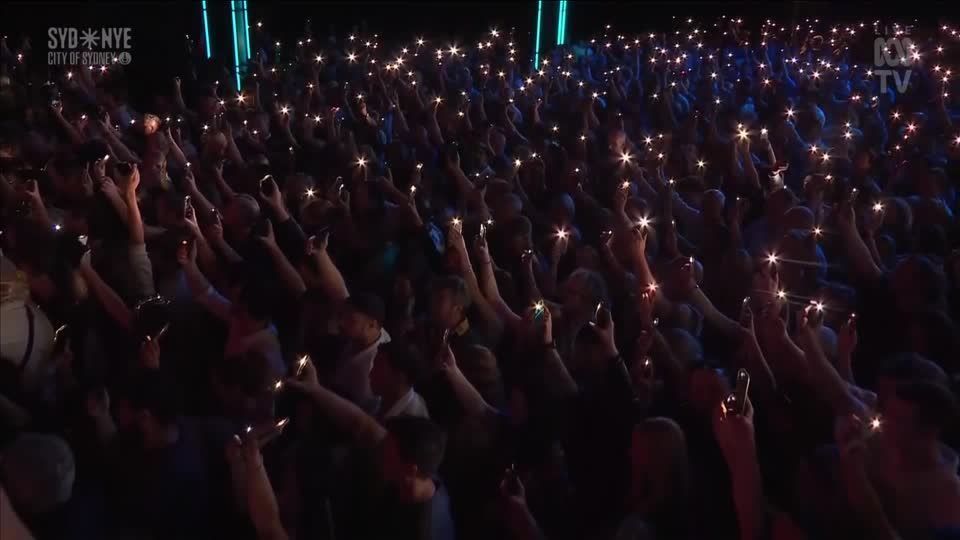 Australianos fazem homenagem às vítimas de atentado antes do Ano Novo