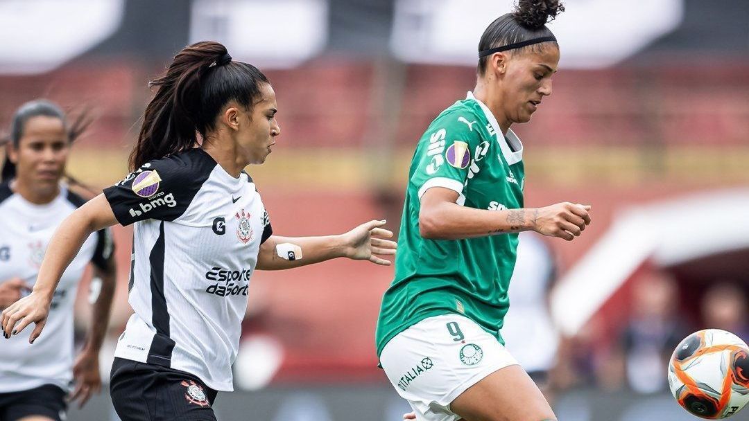 Palmeiras usa vantagem contra Corinthians e é campeão do Paulistão Feminino