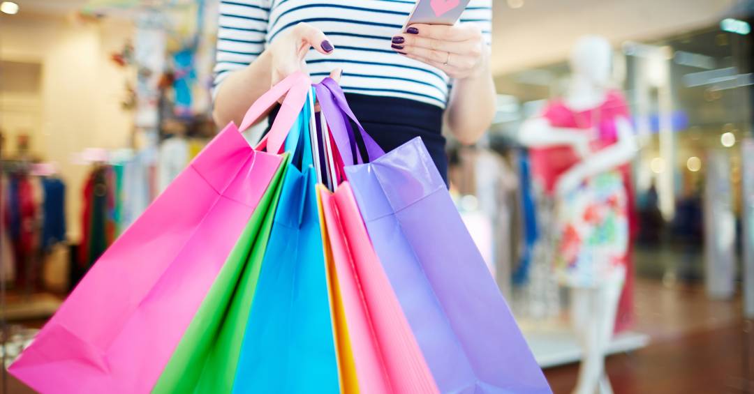 Brasileiros querem que inteligência artificial faça compras por eles