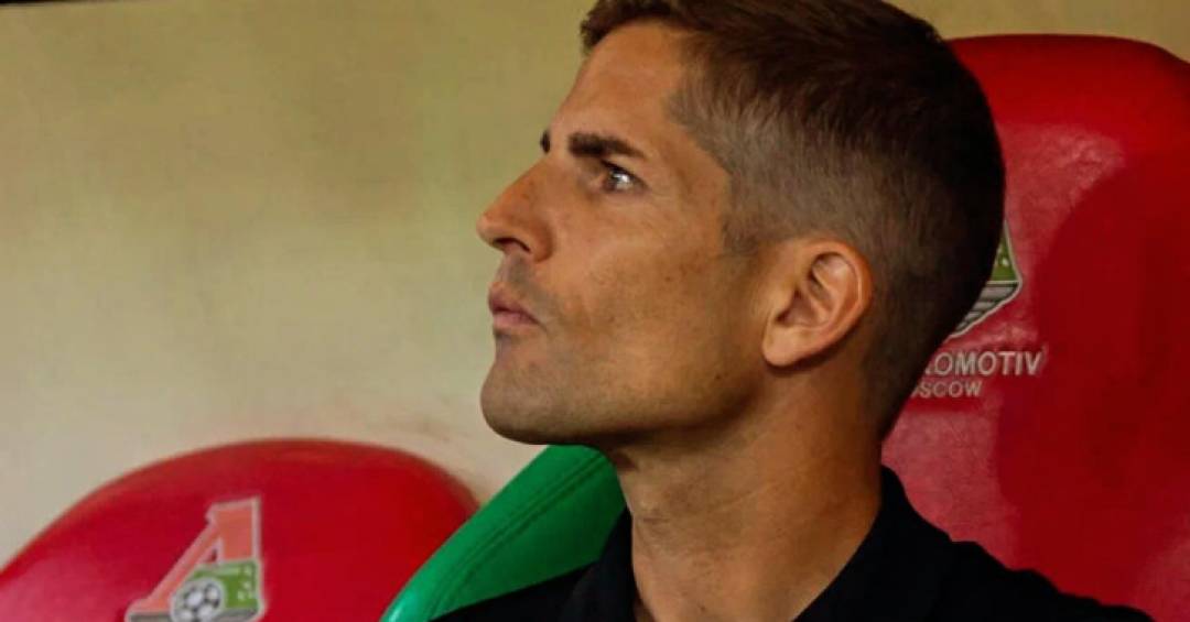 Ex-seleção espanhola, treinador comenta demissão polêmica ligada à IA
