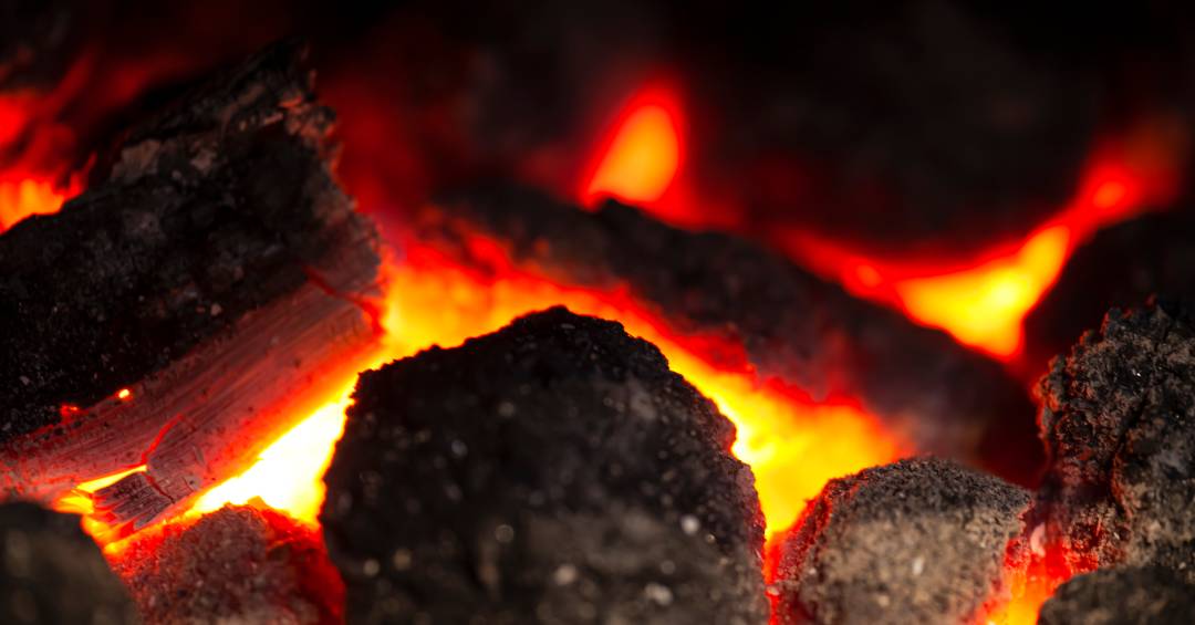 Frio e IA impulsionaram emissões de gases de efeito estufa dos EUA em 2025, diz relatório