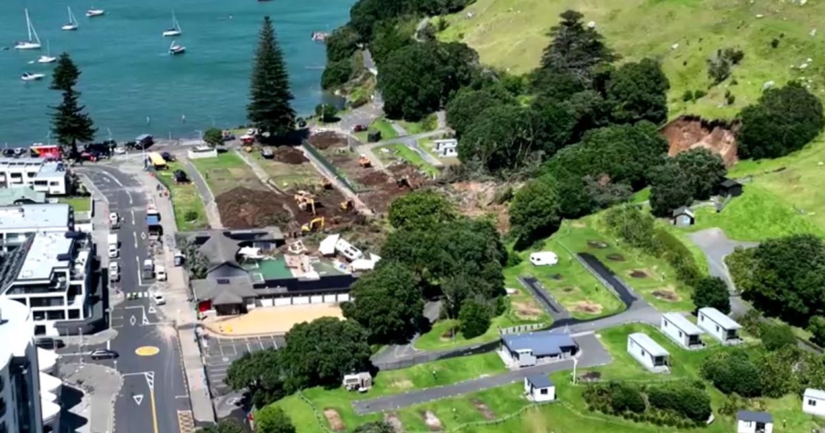 Deslizamento de terra na Nova Zelândia deixa seis desaparecidos após chuvas