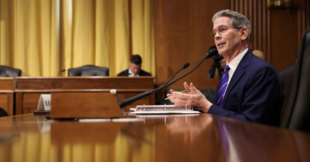 Europa entenderá que melhor opção é EUA controlar Groenlândia, diz Bessent