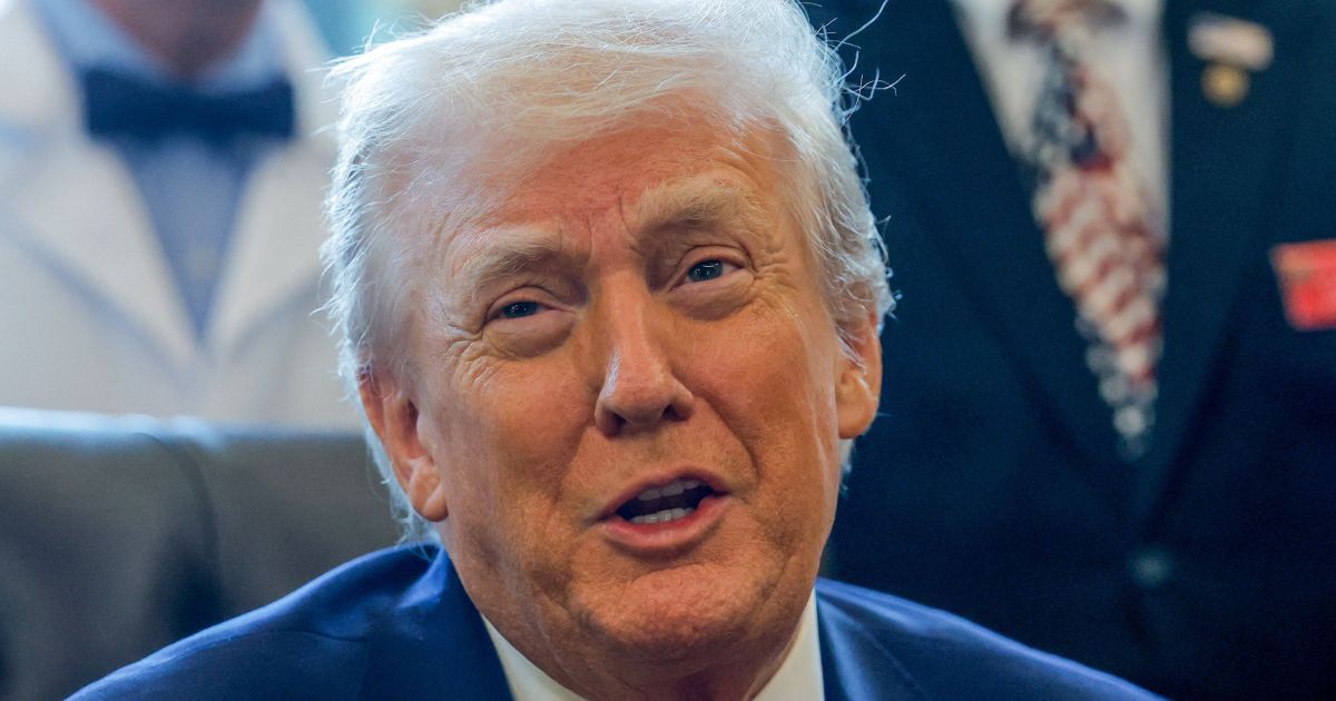 Trump fará pronunciamento sobre economia na terça (27), diz Casa Branca