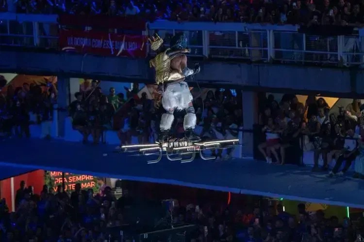 Desfile da Portela: entenda regras para uso de drones em eventos