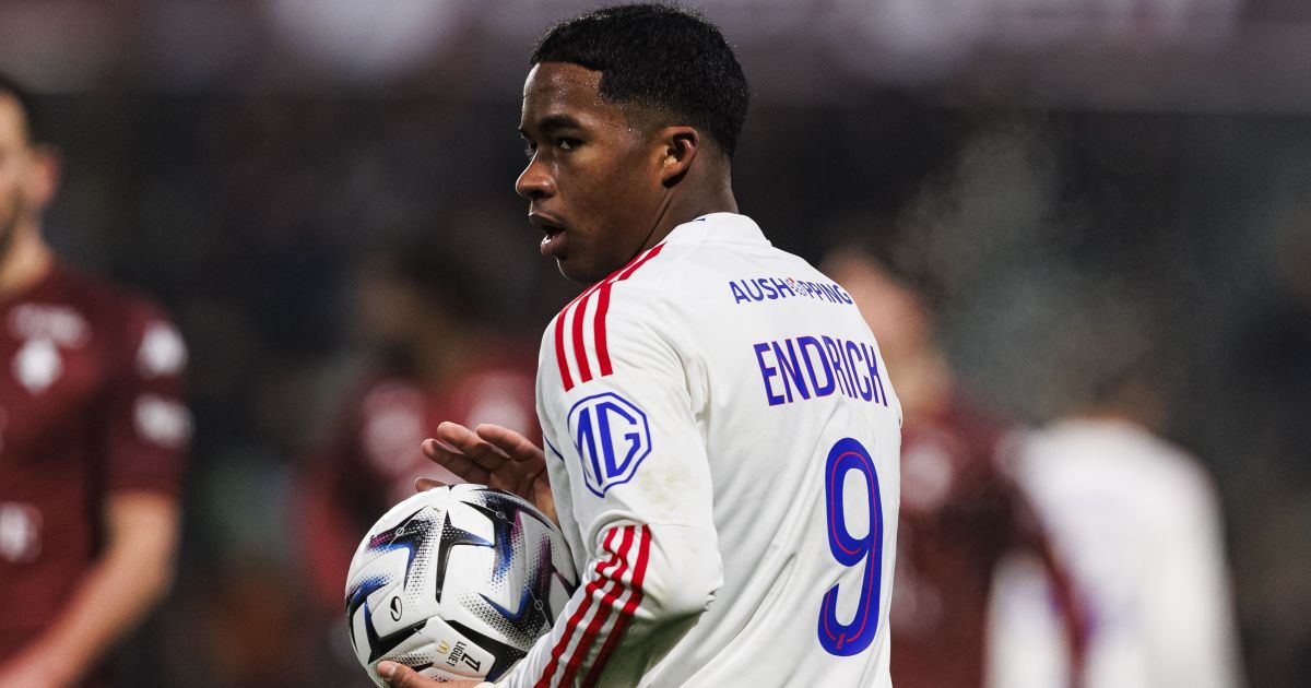 Endrick é expulso em duelo entre Lyon e Nantes; veja o lance