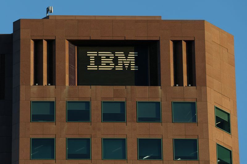 Ação da IBM registra maior queda diária em mais de 25 anos