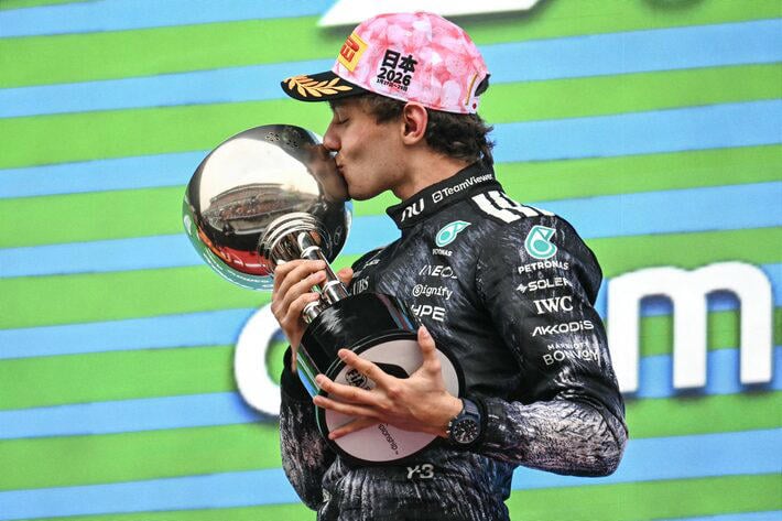 Antonelli faz história no Japão e vira o piloto mais jovem a liderar o campeonato da F1