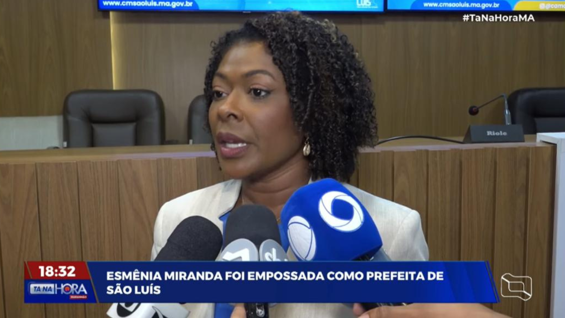 Esmênia Miranda toma posse como prefeita de São Luís  