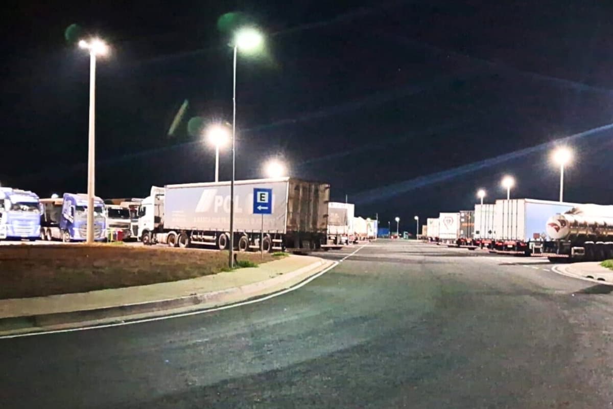 Governo atua para melhorar condições de descanso para caminhoneiros