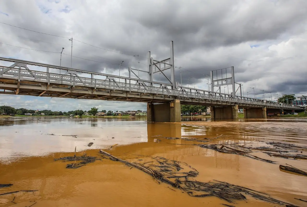 Rio Acre segue acima da cota de alerta em Rio Branco