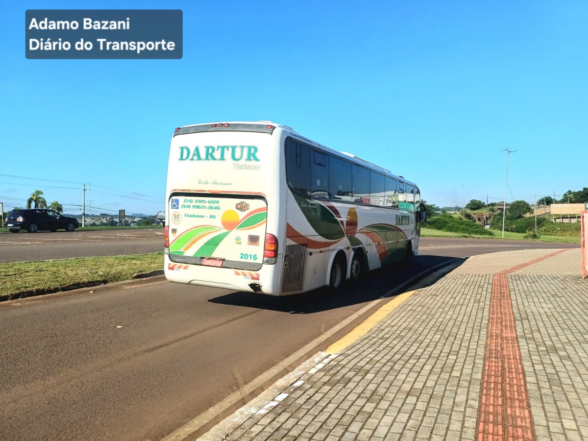 Lei do descanso para motoristas de ônibus e caminhoneiros poderá ser suavizada, indica Ministro dos Transportes do Governo Lula