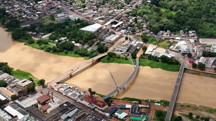 Após transbordar pela 3ª vez no ano, Rio Acre entra em vazante, mas segue acima da cota de alerta em Rio Branco