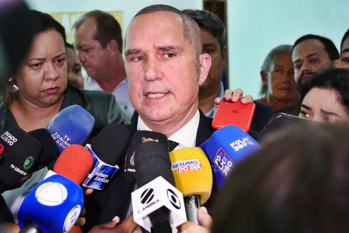 Tião renuncia e afirma que crise começou "na lua de mel"; veja…
