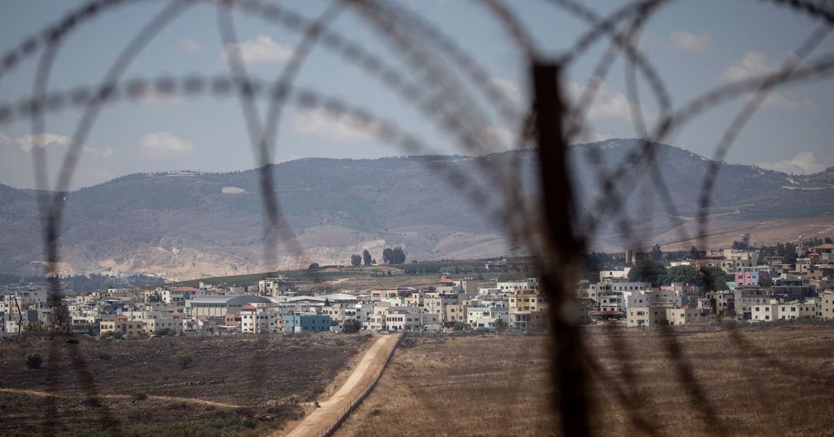 Israel avalia operação terrestre no Líbano após ataques