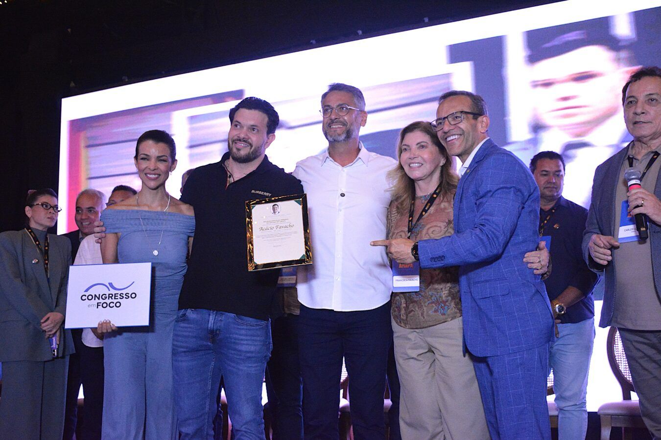 Prefeito interino Pedro DaLua assina ordens de serviço e anuncia energia solar em conjuntos habitacionais – Diário do Amapá