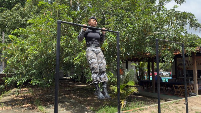 Militar do BOPE incentiva mulheres e ajuda na formação de novos soldados – SelesNafes.com