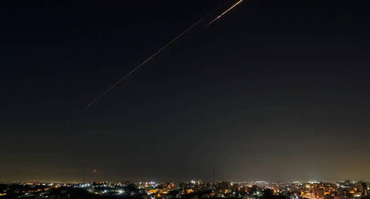 Paquistão sedia cúpula com potências regionais para reabrir Estreito de Ormuz