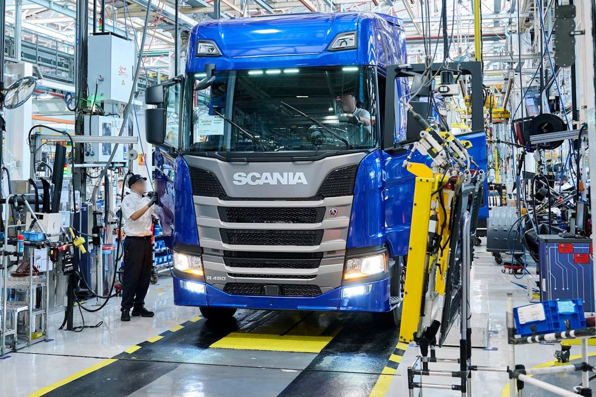 Produção de caminhões cai 27% nos primeiros dois meses do ano