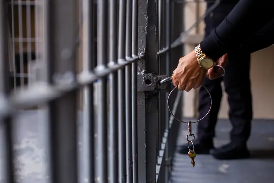 Cena de horror: detento é esquartejado e tem língua arrancada em cela