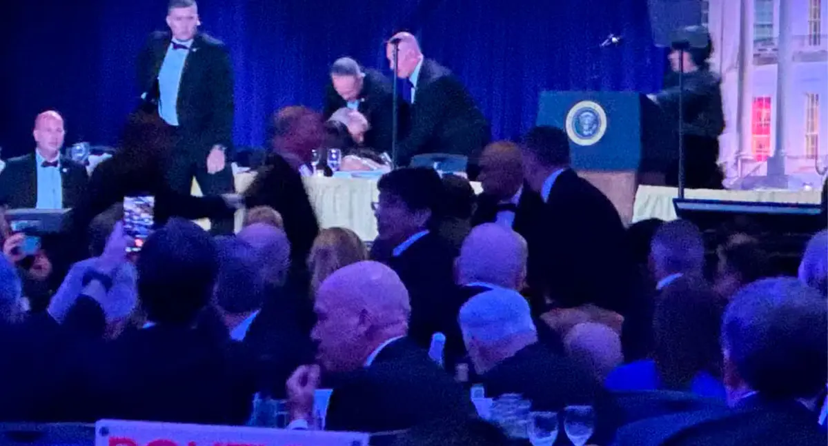 Trump deixa jantar após sons de tiros em hotel nos EUA