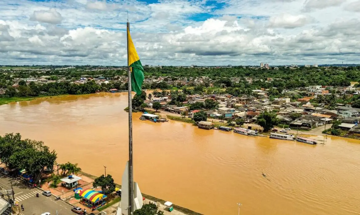 Nível do Rio Acre sobe 35 centímetros em menos de 24h