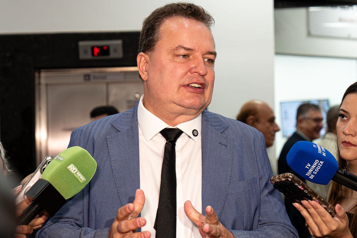 Zero chance, diz Max sobre vice e candidatura ao Governo