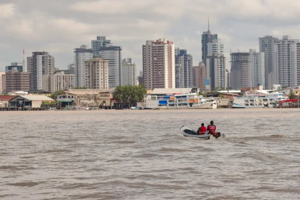 Domingo de sol e trovoadas: Belém tem máxima de 32°C e previsão de chuvas intensas à tarde