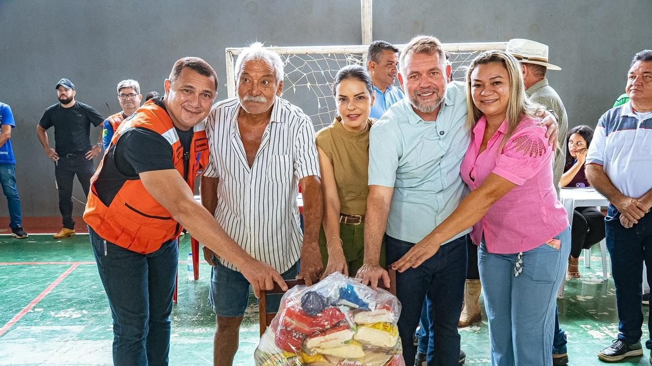 Prefeitura entrega cestas básicas a famílias da zona rural afetadas por eventos climáticos em Rio Branco