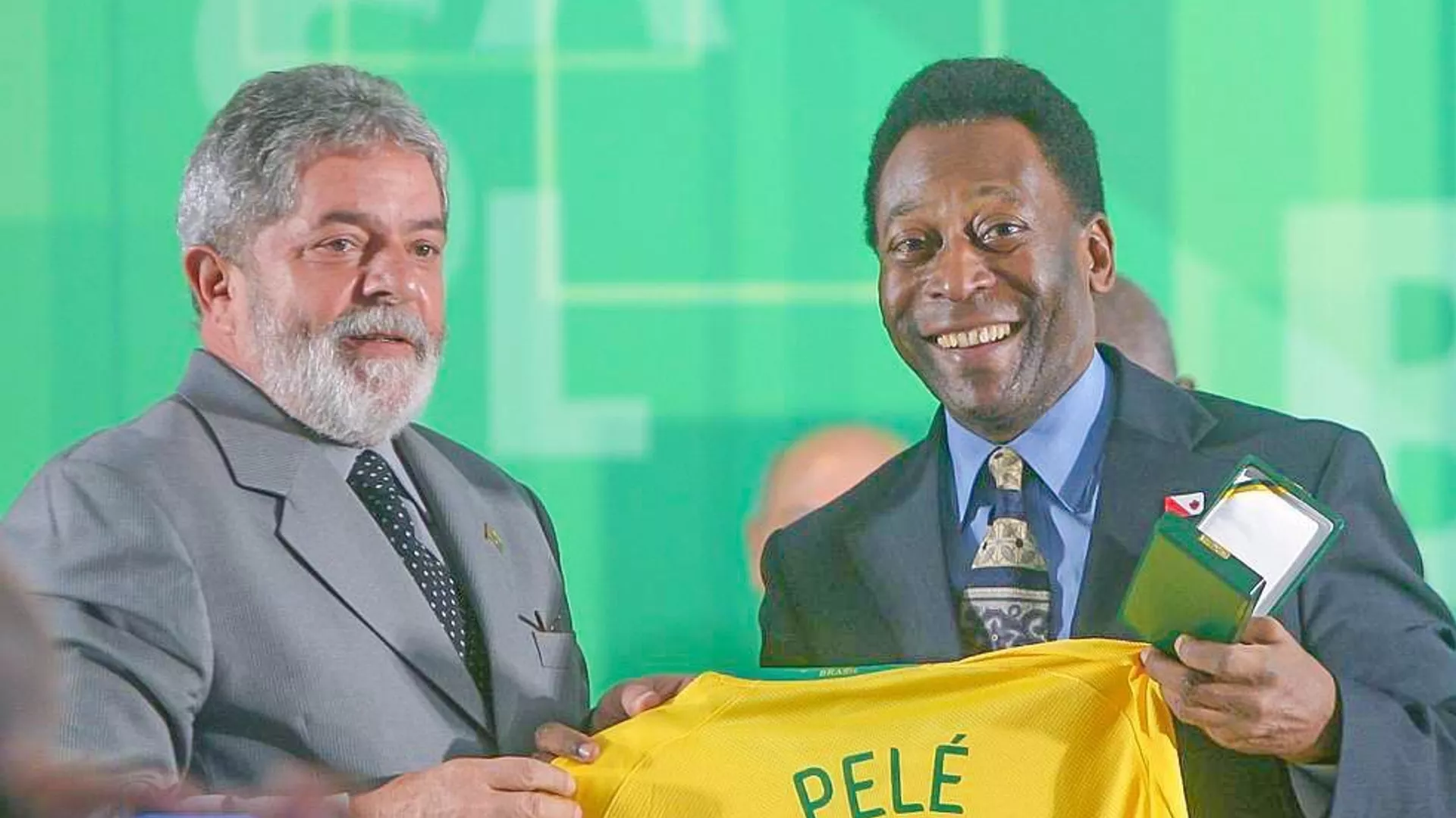 Lula afirma que “Pelé não significa nada para os jogadores da Seleção”