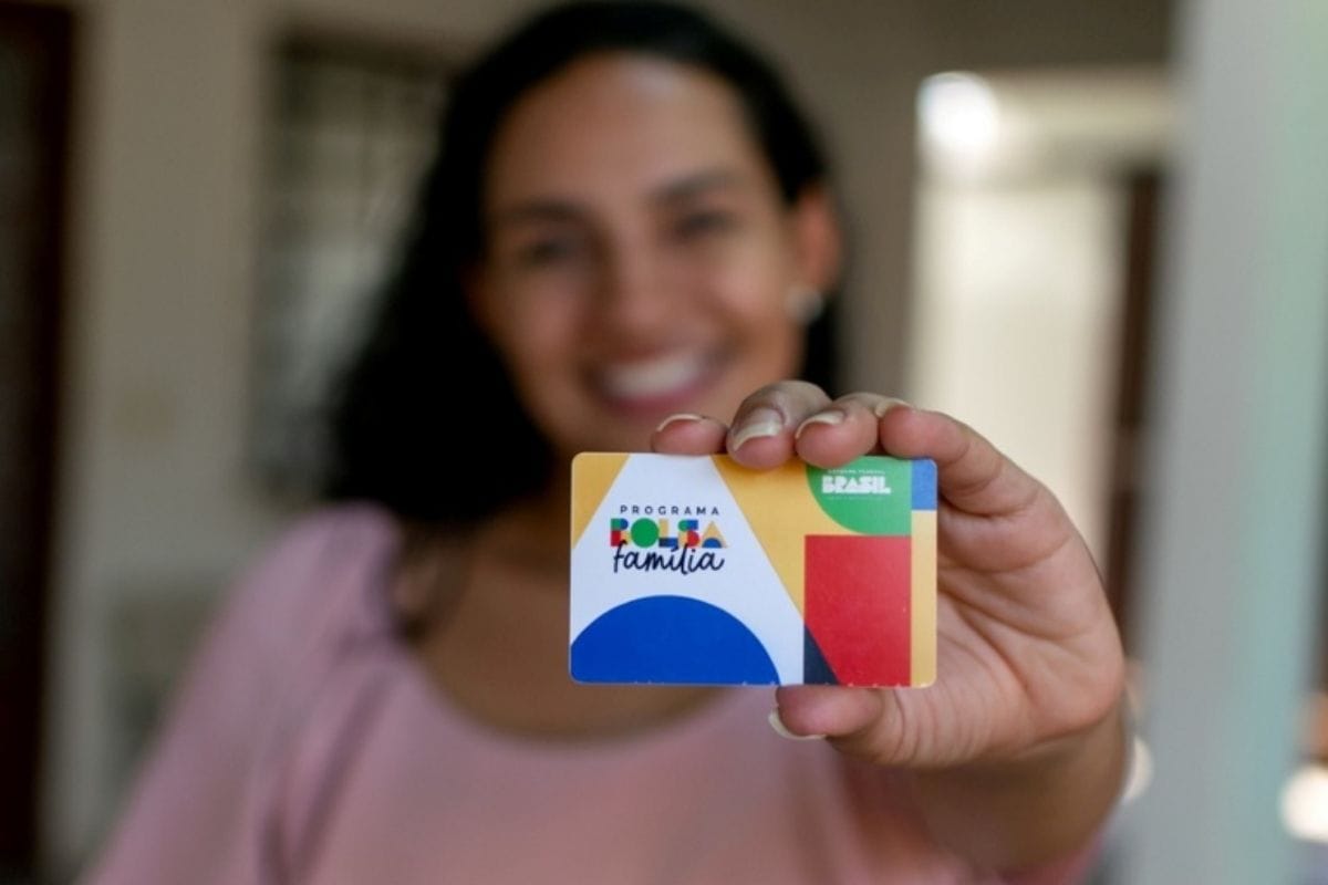 Bolsa Família: governo libera mais R$ 200 em abril; veja se você tem direito