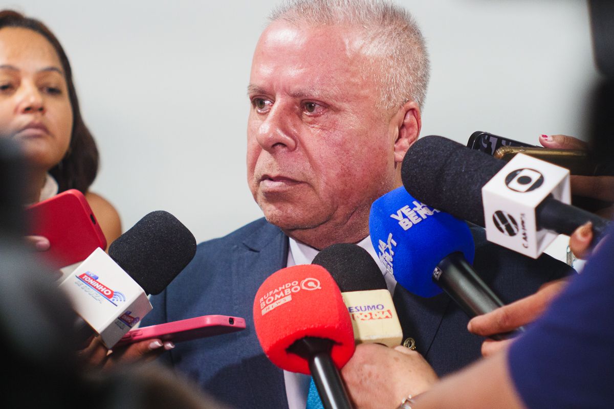 Chico 2000 evita imprensa e se diz tranquilo sobre investigação…