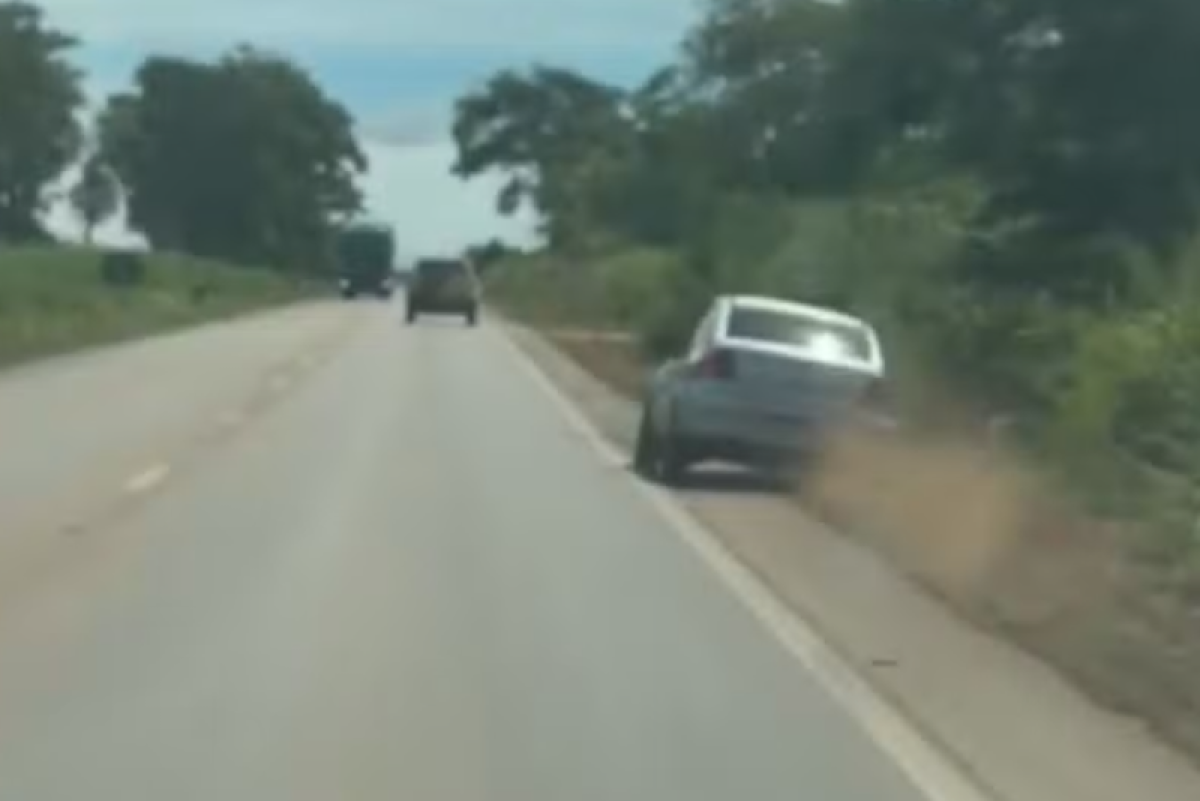 Carro em zigue-zague capota e mata motorista no interior de MT…