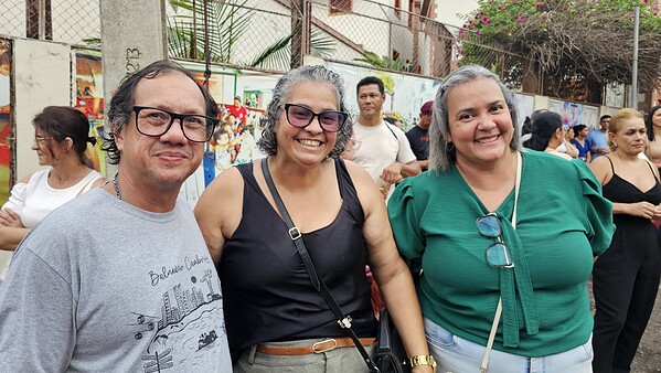 “É uma forma de se reconectar com Deus”, diz fiel sobre procissão