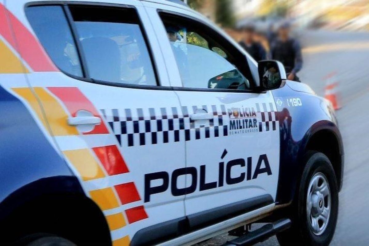 PM detém duas pessoas e apreende 40 porções de cocaína…