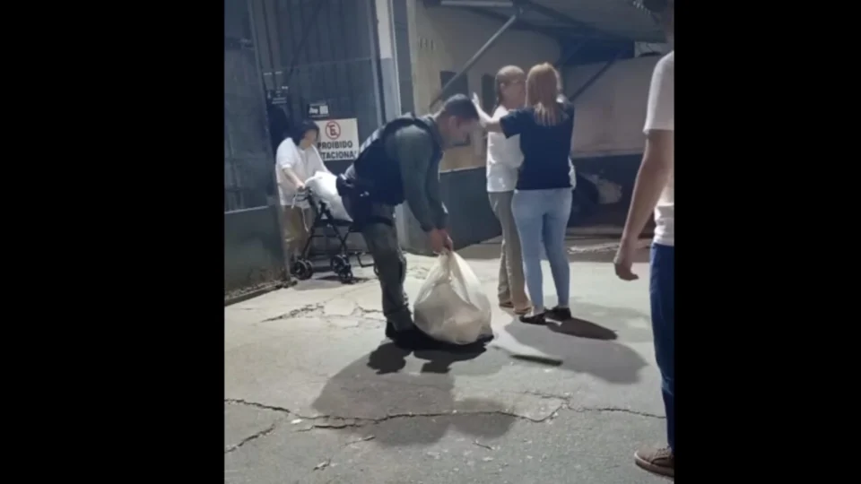 STF concede prisão domiciliar a 18 idosos condenados pelo 8 de janeiro