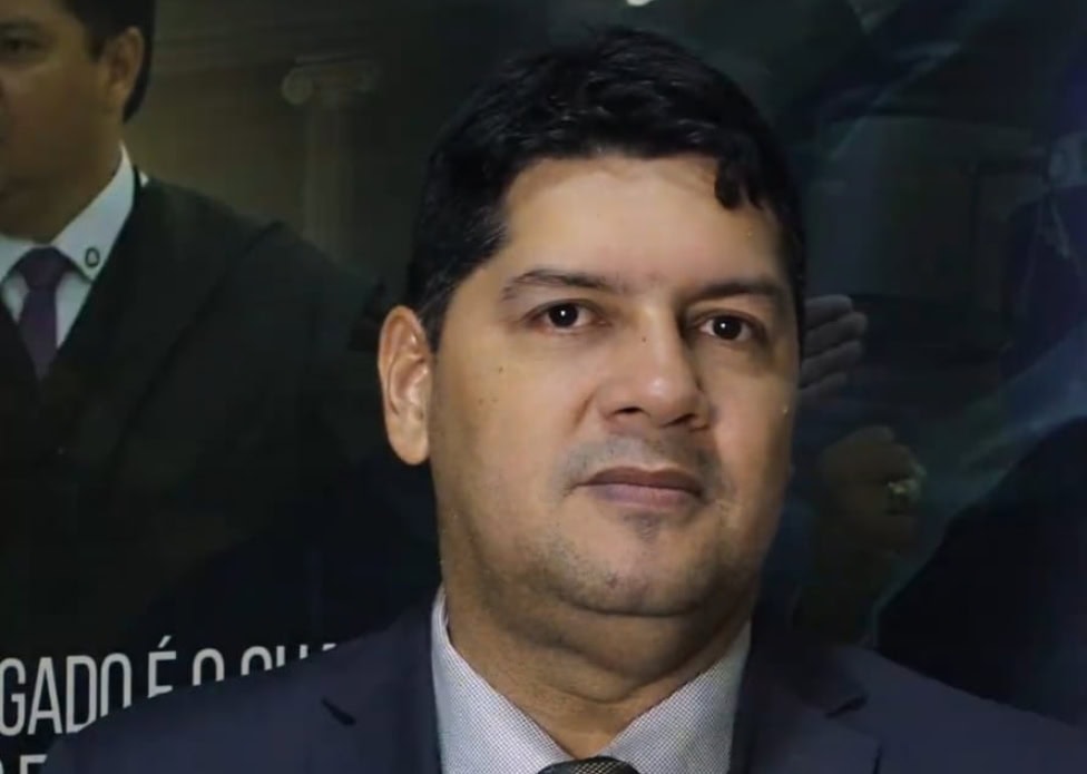 Advogado Júnior Feitosa anuncia pré-candidatura ao Senado pelo DC e declara apoio a Alan Rick