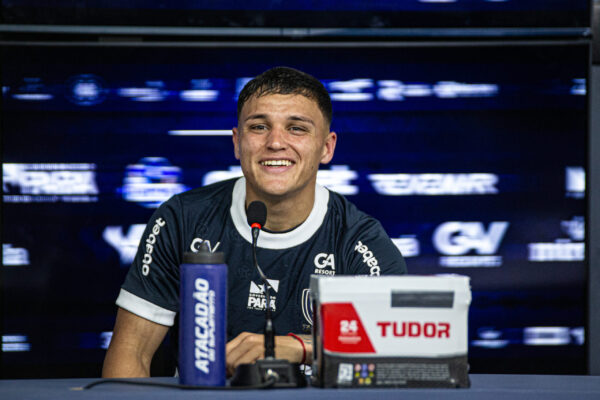 Nico Ferreira anuncia saída do Remo: “Vou levar a torcida no coração”