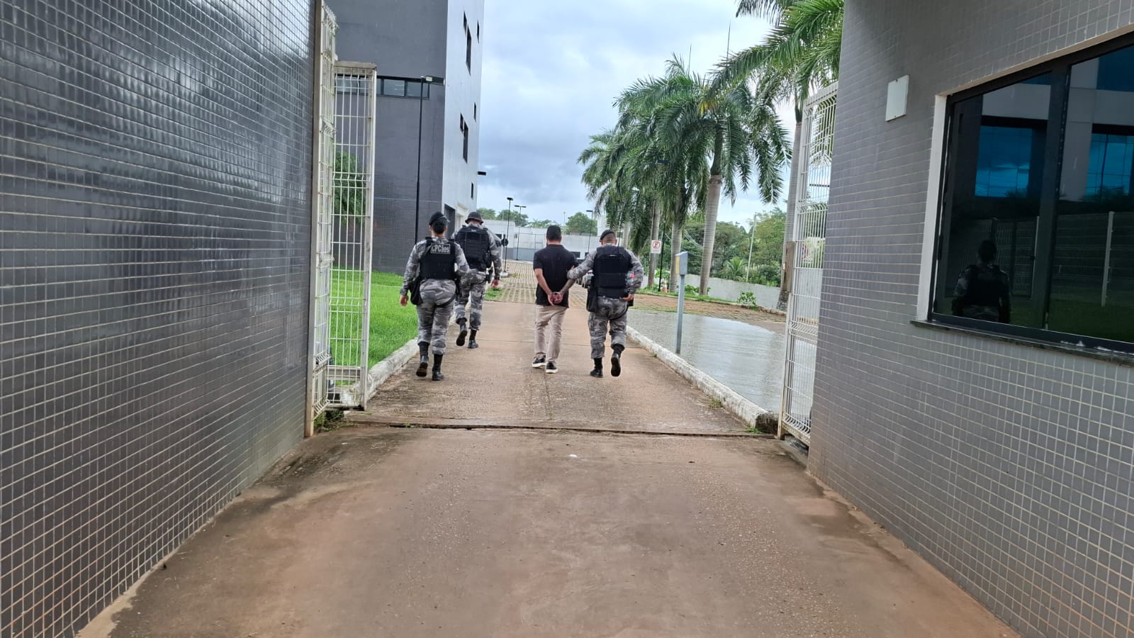 Advogado é preso com droga nas proximidades de presídio
