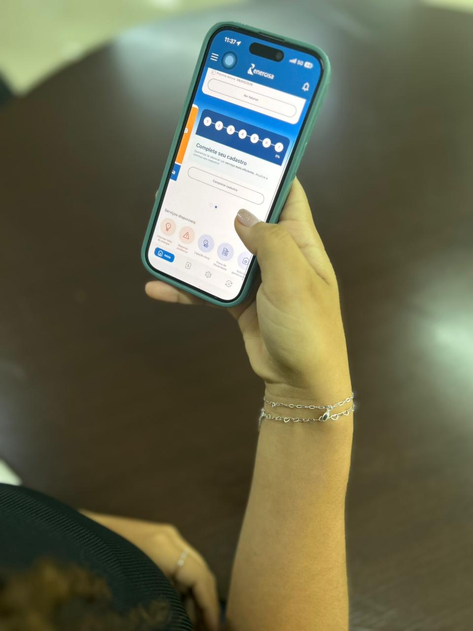 praticidade de atendimento pelos canais digitais durante feriados 