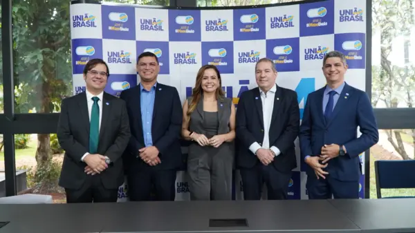 Calegário, Chico Viga, Michele Melo e Pablo Bregense se filiam ao União Brasil em Brasília