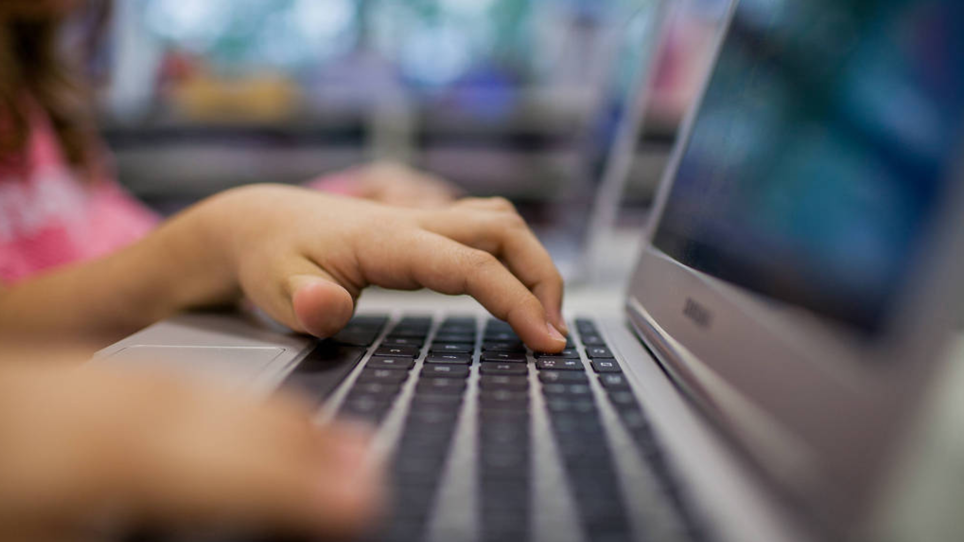 Programa leva internet a mais de 280 mil estudantes no MA