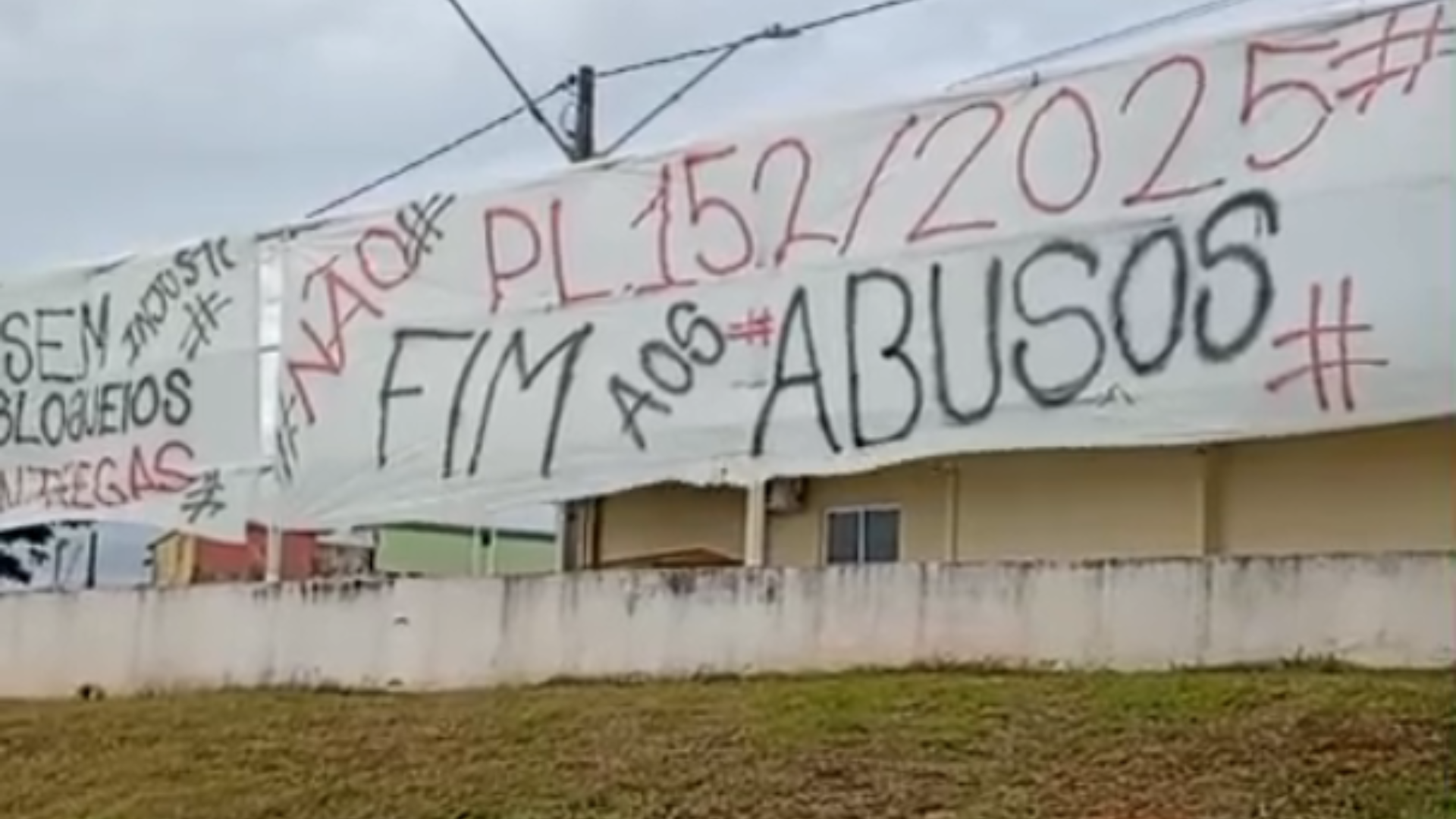 Trabalhadores por aplicativo protestam contra projeto de lei em SL